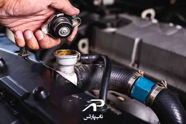 کاهش آب رادیاتور